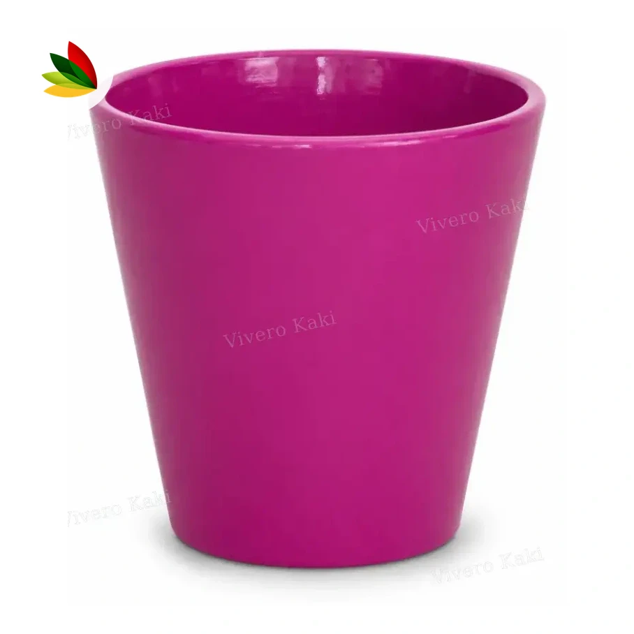 Cono pintado de barro